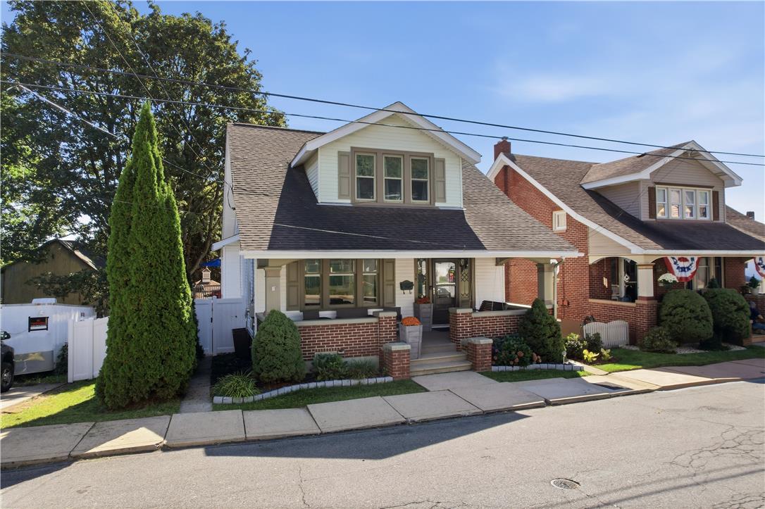 14 West Applegate Avenue Property Photo 8