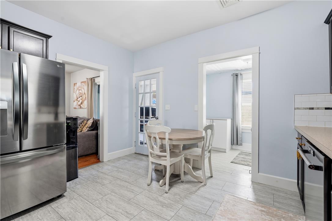 14 West Applegate Avenue Property Photo 12