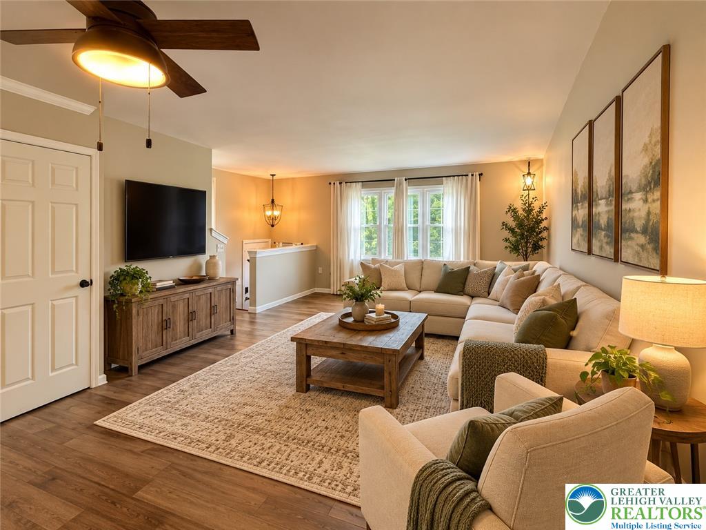 68 Highlands Boulevard Property Photo 6
