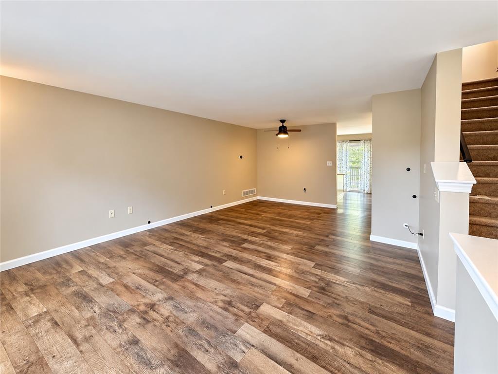 68 Highlands Boulevard Property Photo 7