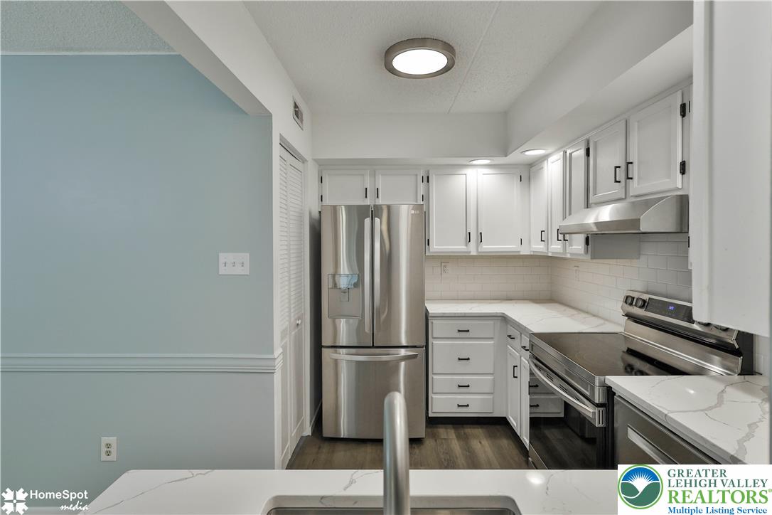 2666 Rolling Green Place Property Photo 7