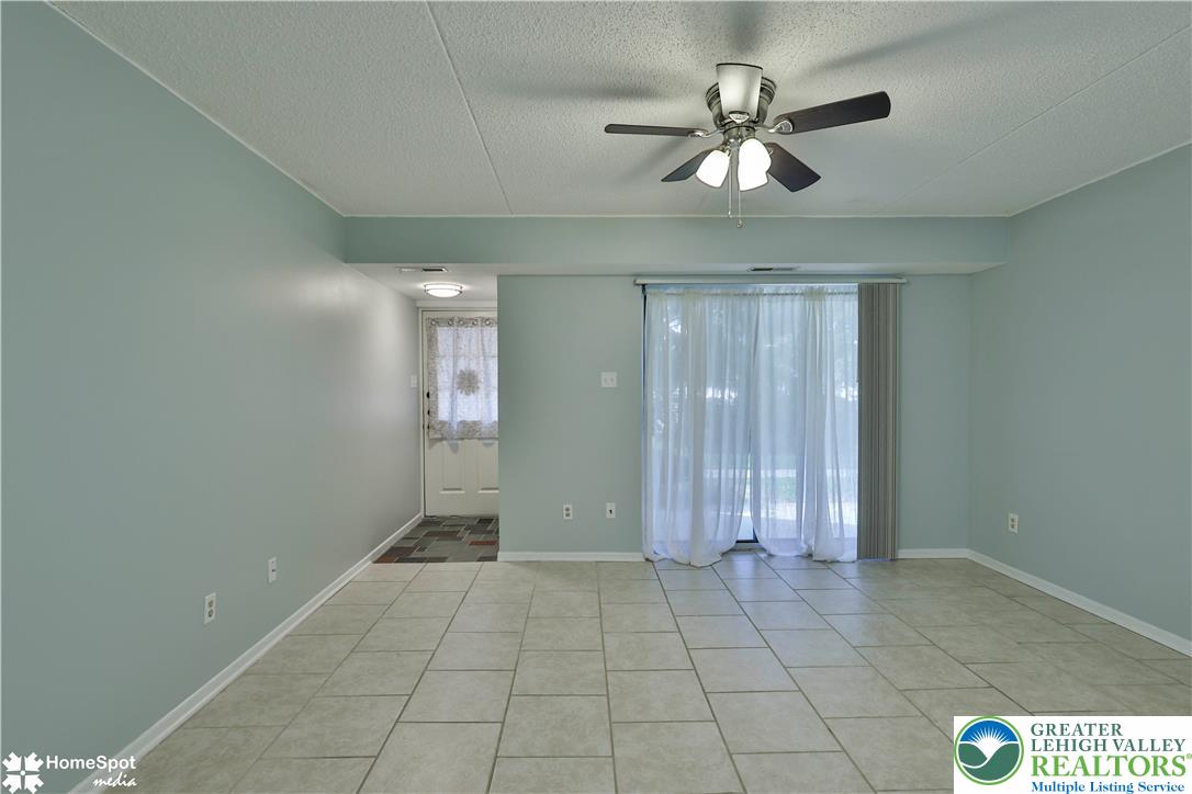 2666 Rolling Green Place Property Photo 9