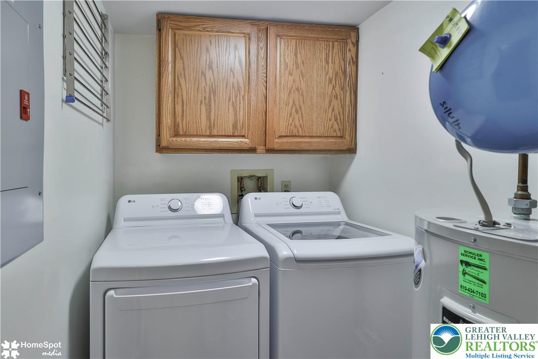 2666 Rolling Green Place Property Photo 11
