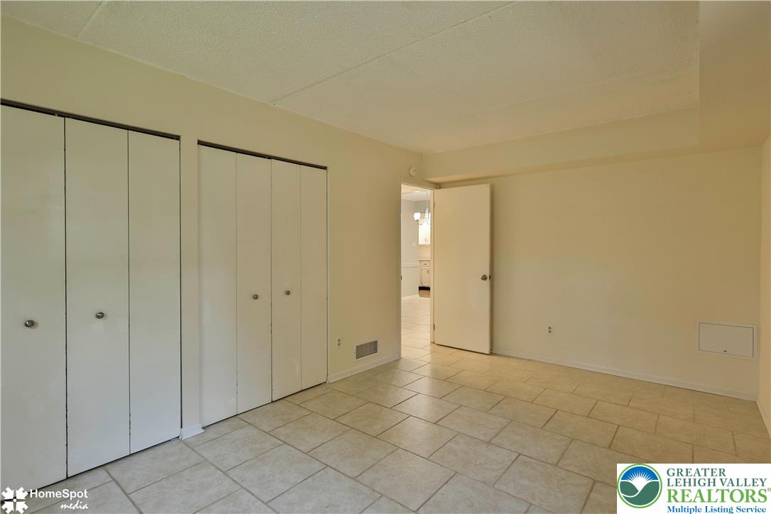 2666 Rolling Green Place Property Photo 14