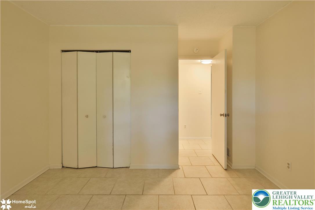 2666 Rolling Green Place Property Photo 18