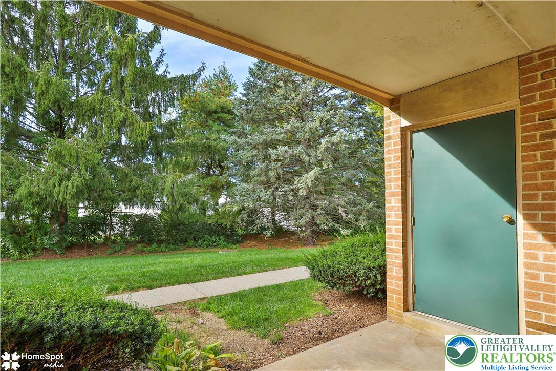 2666 Rolling Green Place Property Photo 19