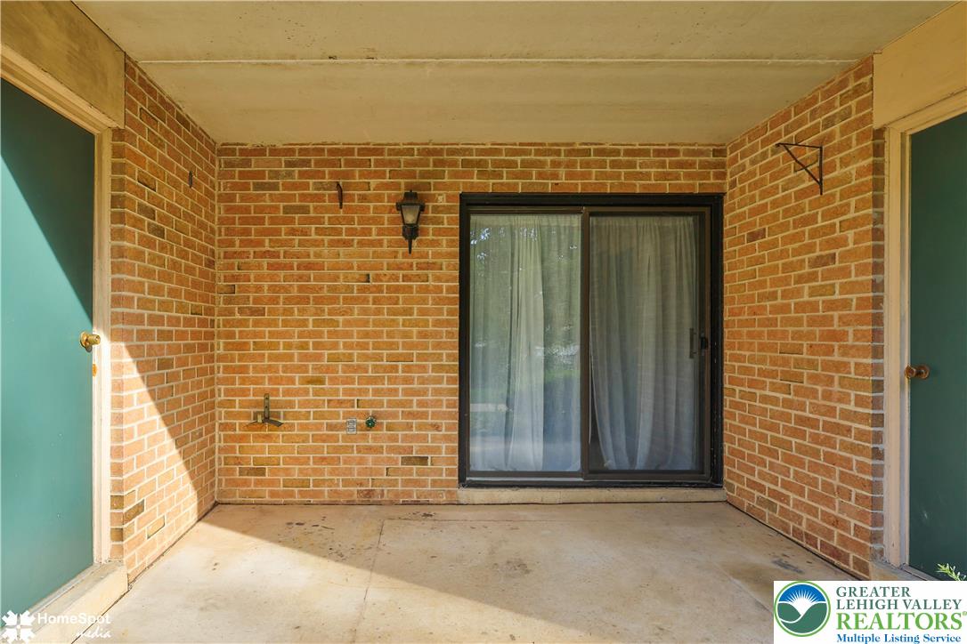 2666 Rolling Green Place Property Photo 20
