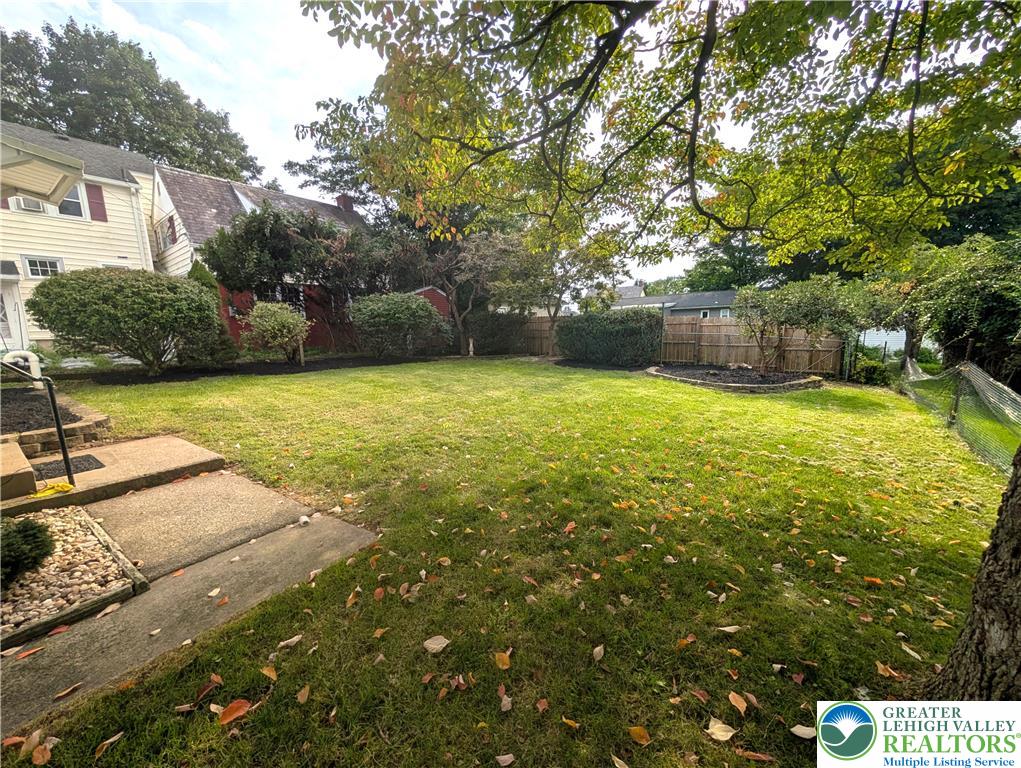 2198 Focht Avenue Property Photo 18