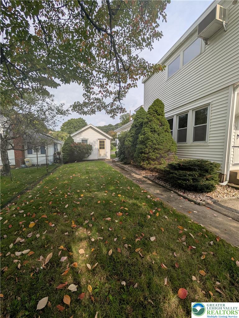 2198 Focht Avenue Property Photo 21