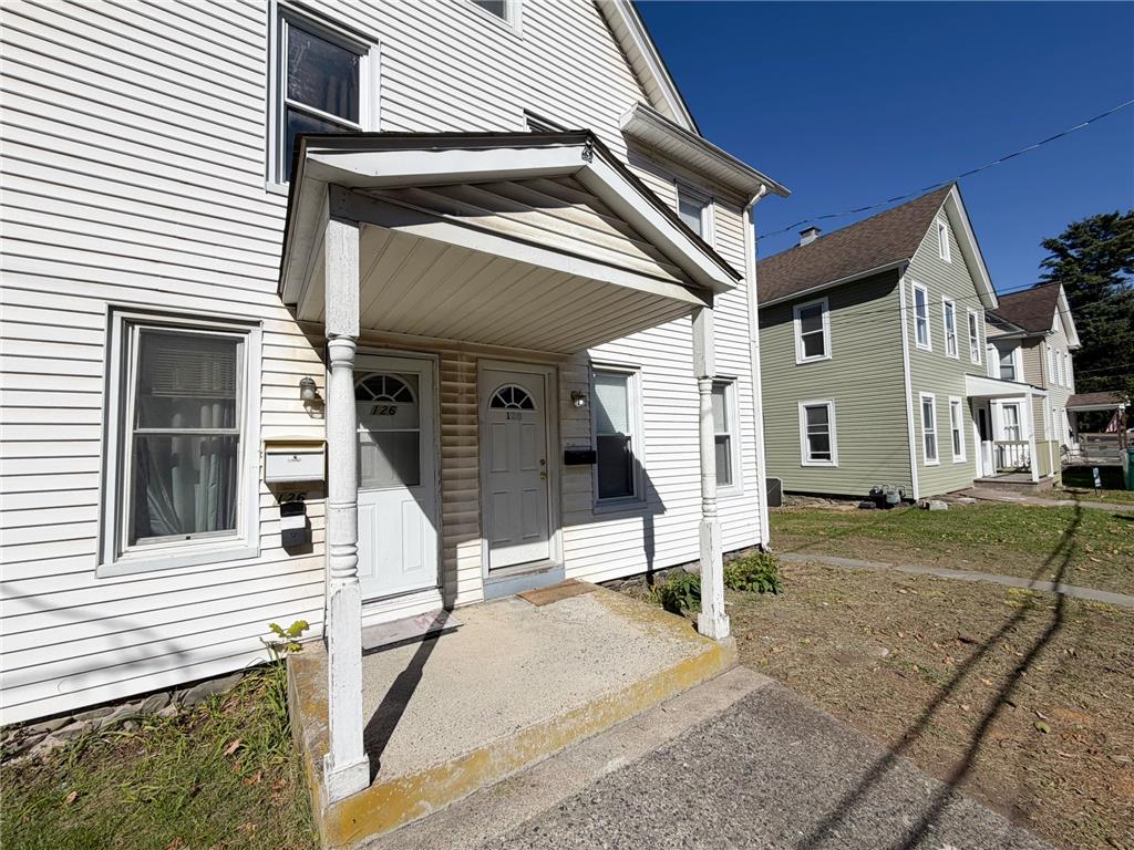 128 Centre Street Property Photo 3