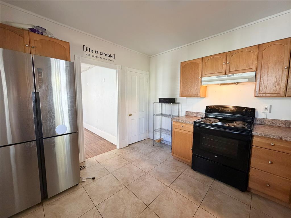 128 Centre Street Property Photo 15
