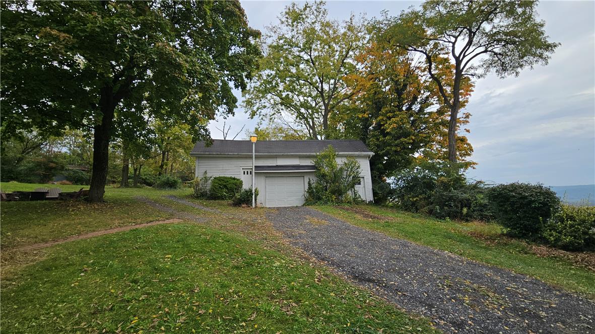 6981 Cemetery Road Property Photo 5