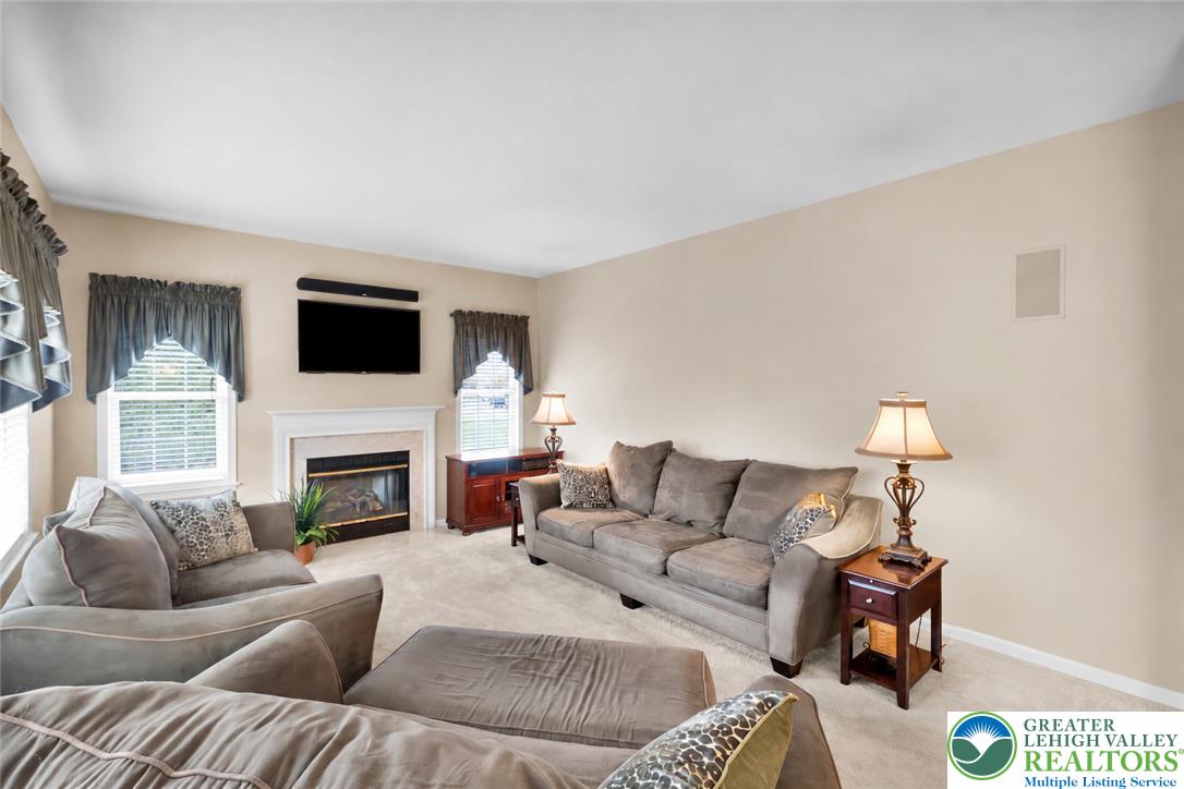 1263 Crofton Drive Property Photo 11