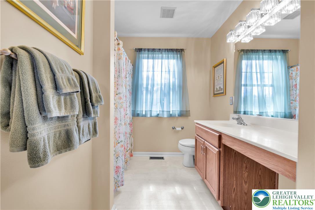 1263 Crofton Drive Property Photo 23