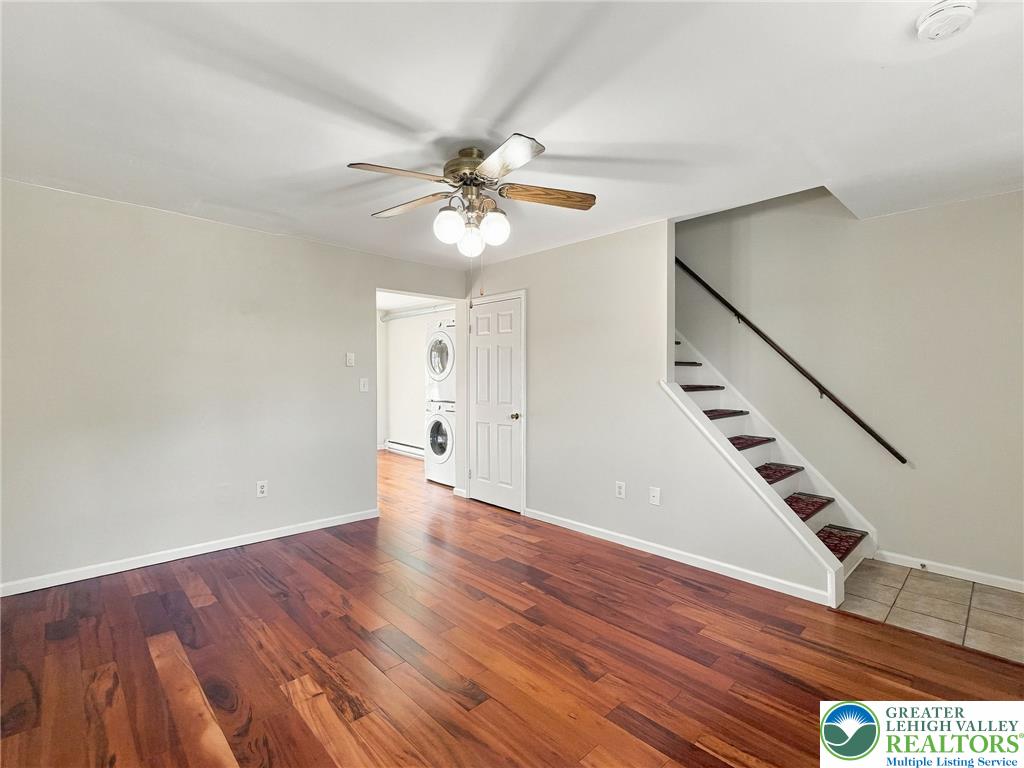3052 Millstone Drive Property Photo 3