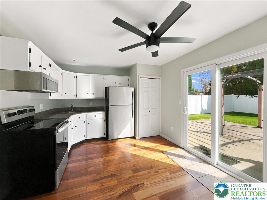 3052 Millstone Drive Property Photo 10