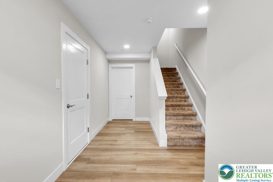 819 Palmer Street Property Photo 4
