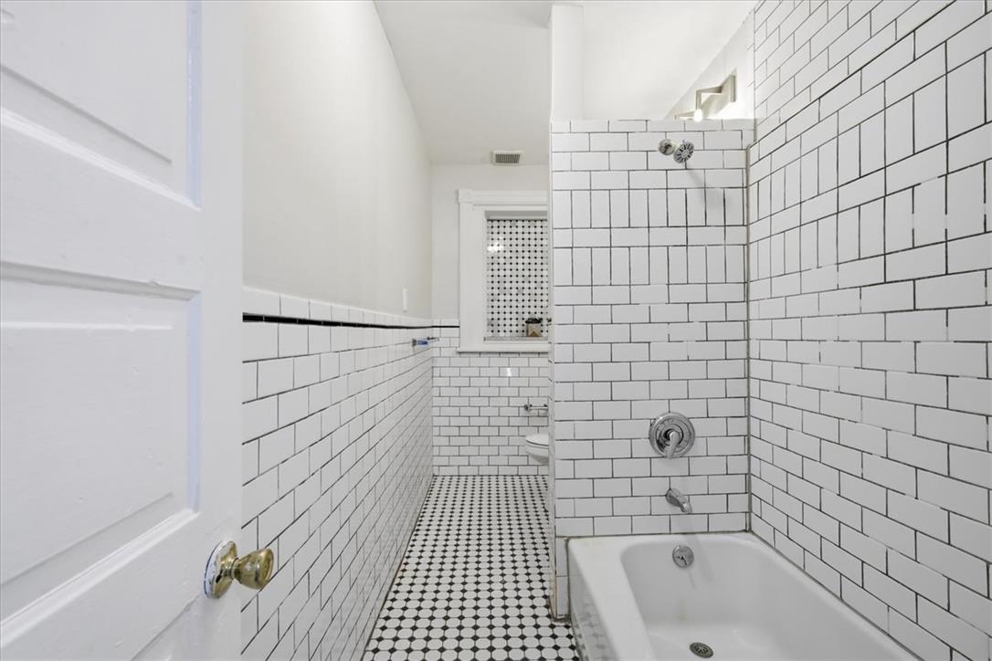 714 Atlantic Street Property Photo 18