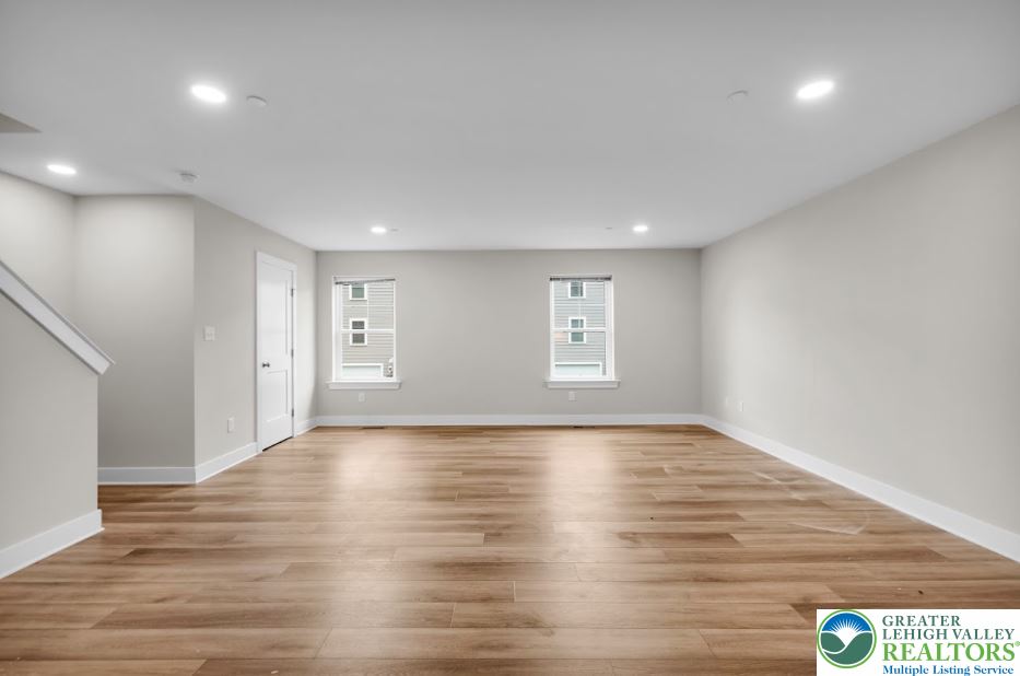 813 Palmer Street Property Photo 13