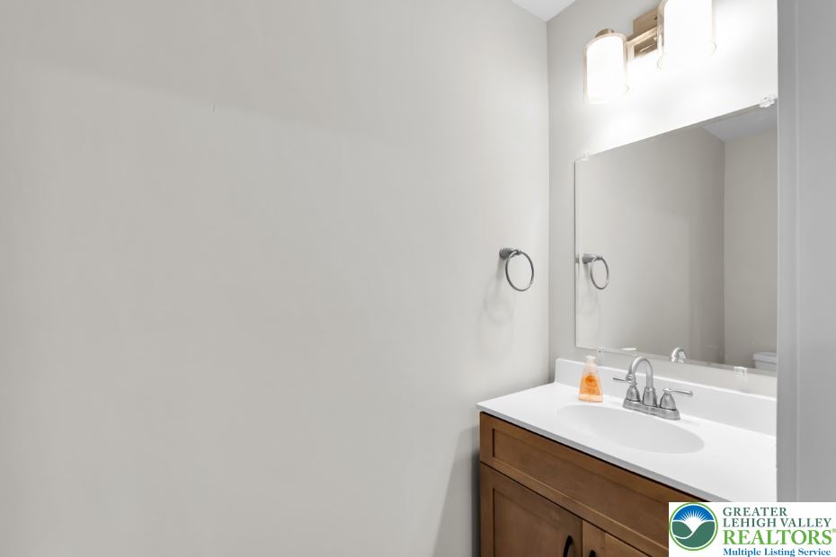 813 Palmer Street Property Photo 14