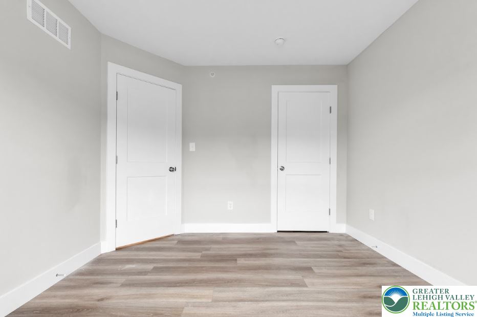 813 Palmer Street Property Photo 24