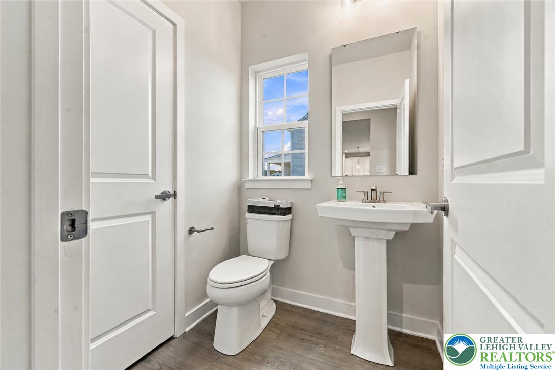 3544 High Meadow Drive Property Photo 15
