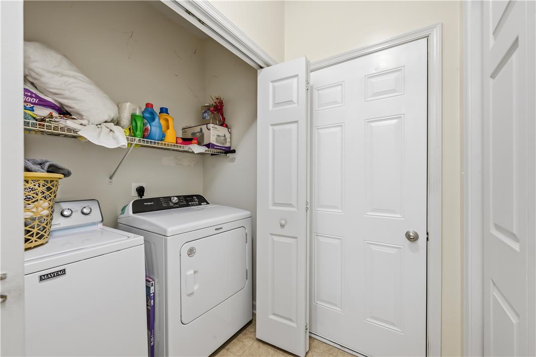 240 Patterson Walk Property Photo 10