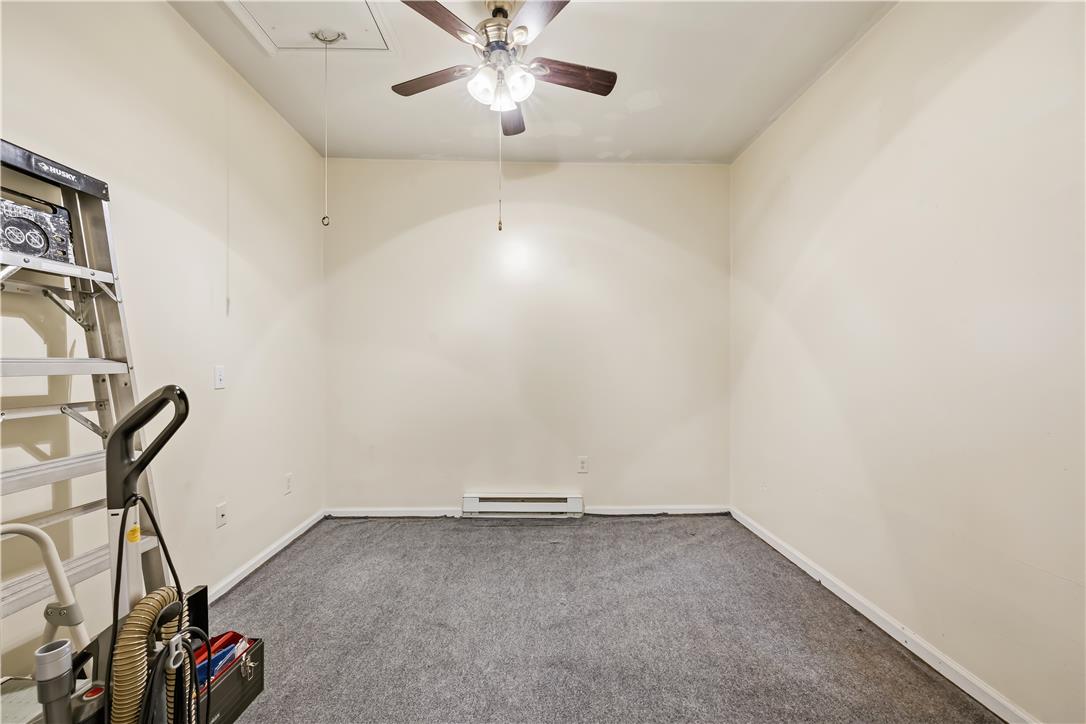 240 Patterson Walk Property Photo 11