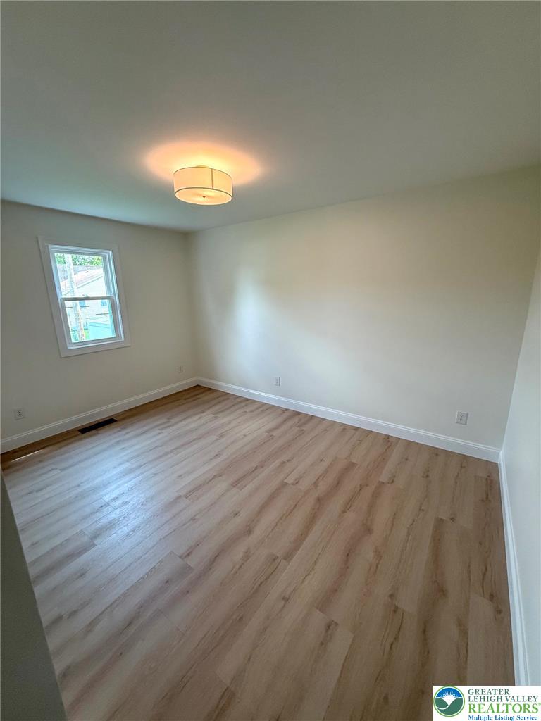 2632 Eldridge Avenue Property Photo 17
