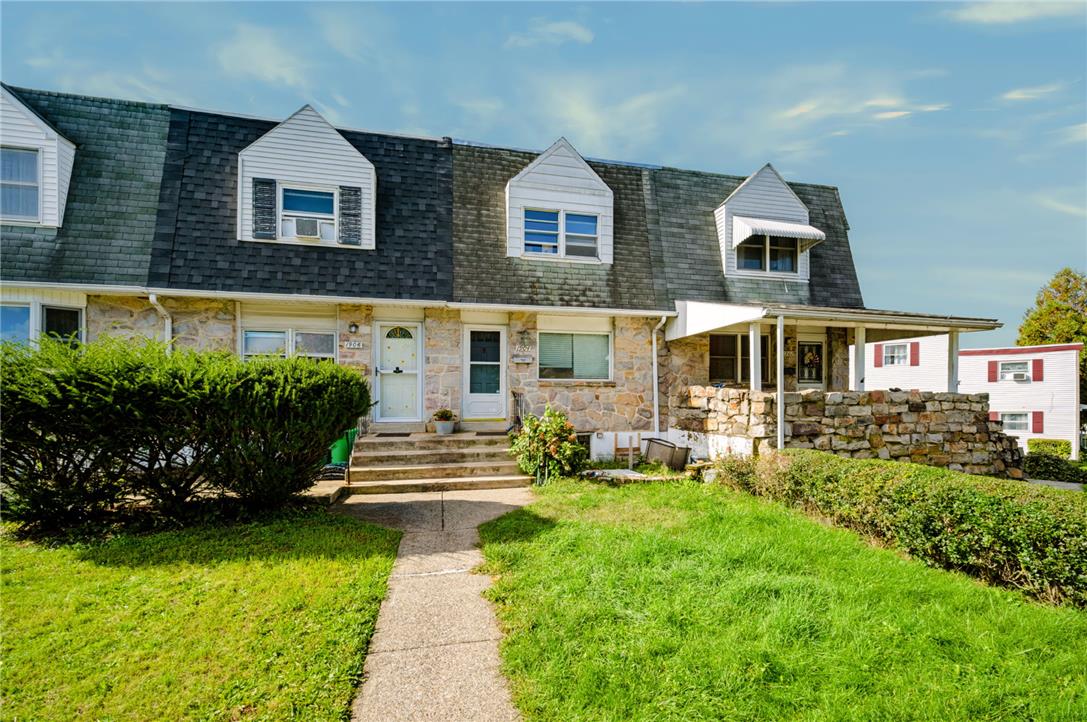 1904 Baker Drive Property Photo 1