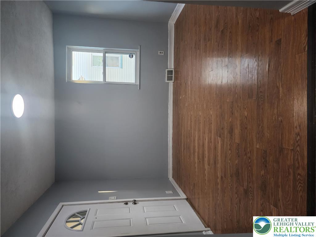 1341 Pine Street Property Photo 10
