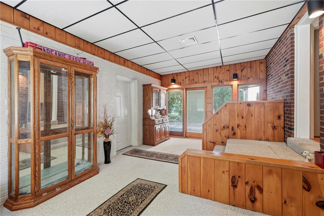 865 Bridge Street Property Photo 17