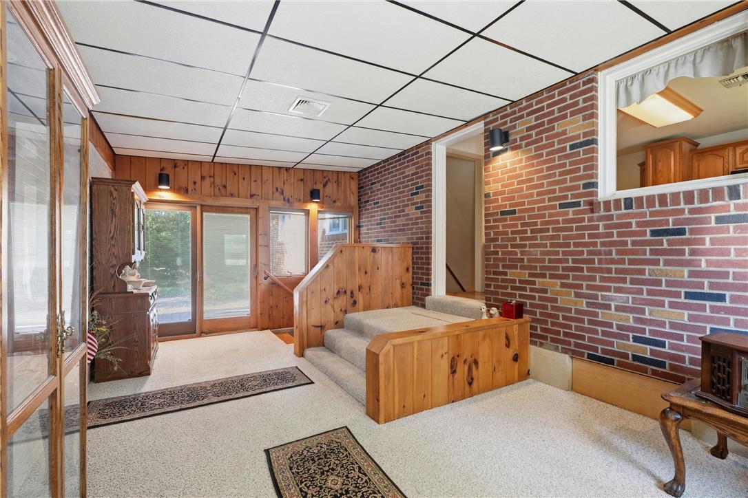 865 Bridge Street Property Photo 18