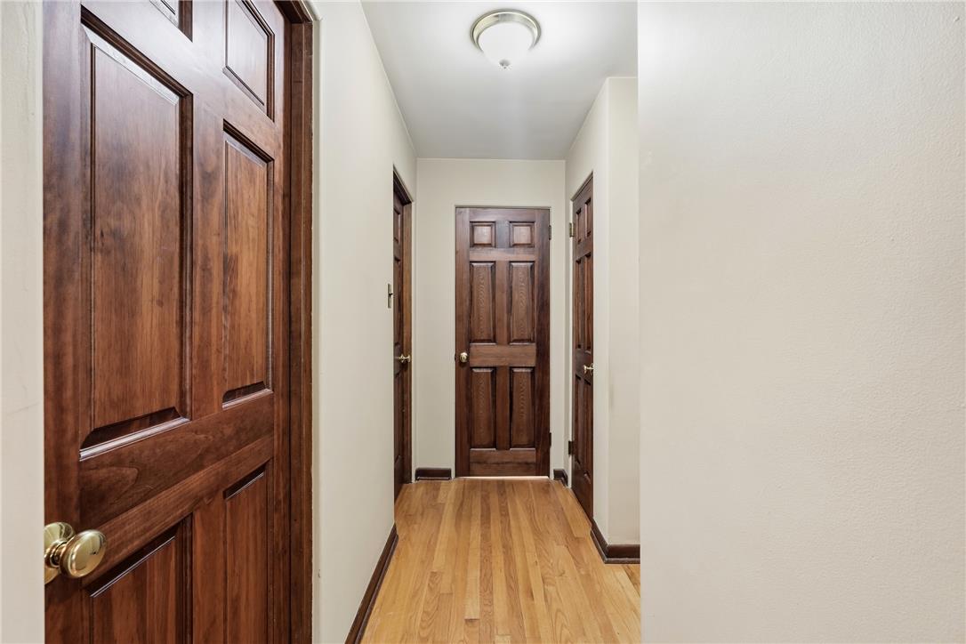 865 Bridge Street Property Photo 22