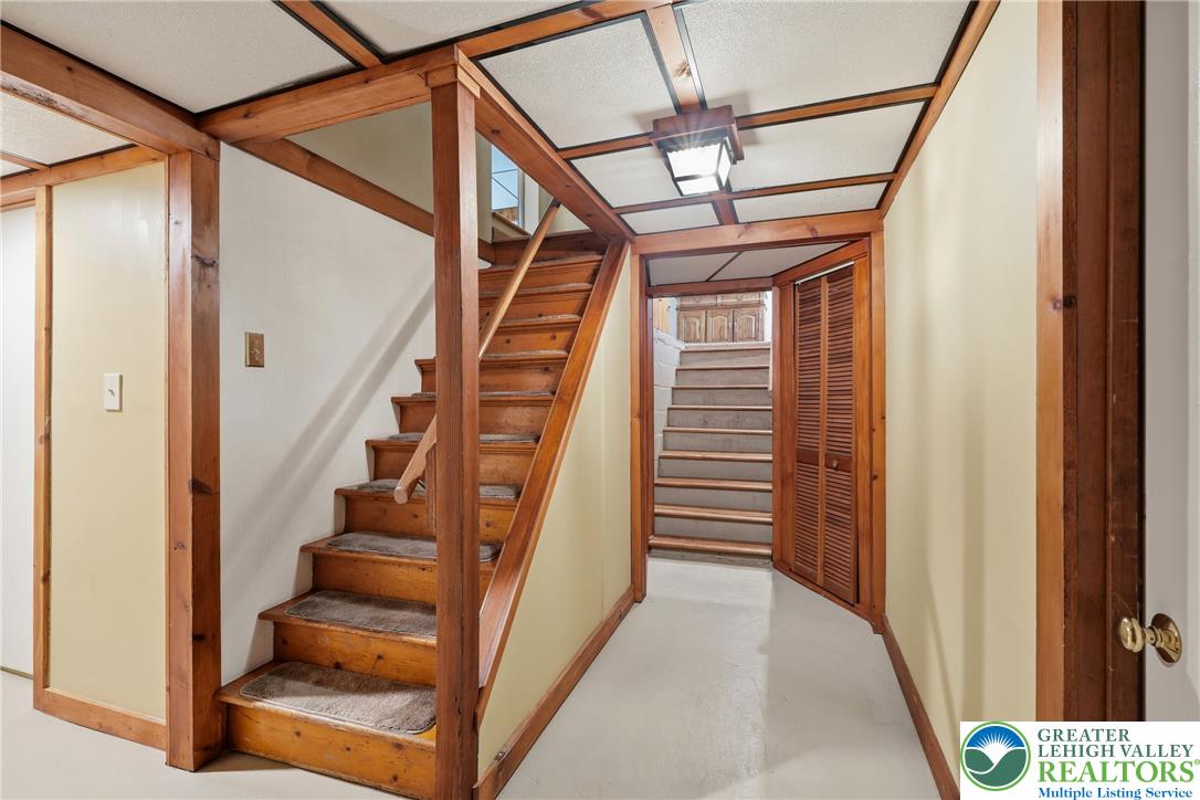 865 Bridge Street Property Photo 31
