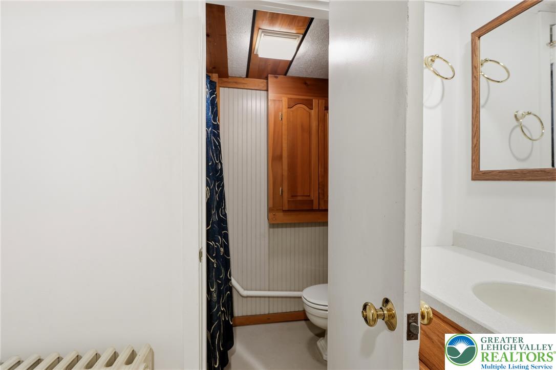 865 Bridge Street Property Photo 41