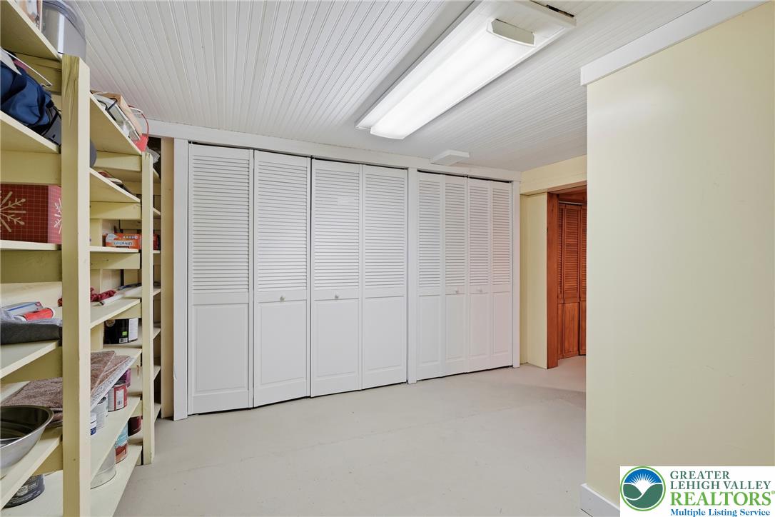 865 Bridge Street Property Photo 45