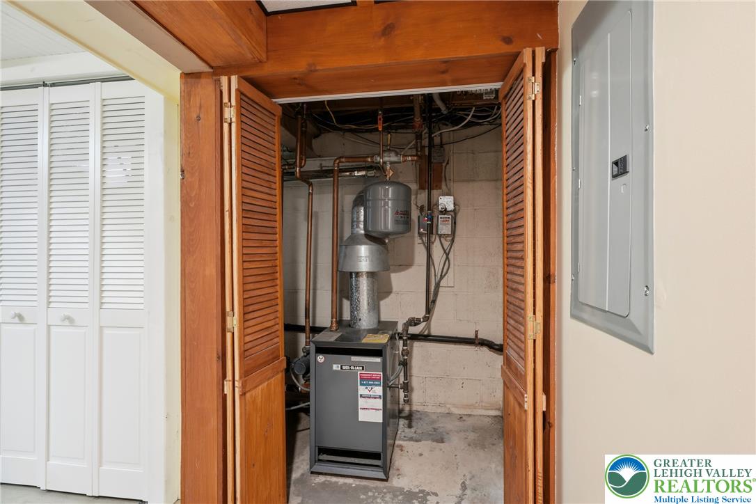 865 Bridge Street Property Photo 48