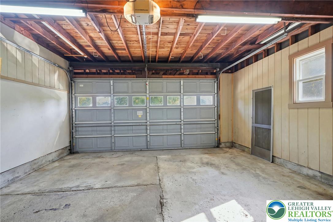865 Bridge Street Property Photo 50