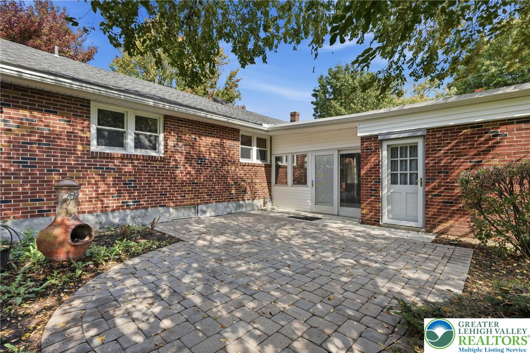 865 Bridge Street Property Photo 56
