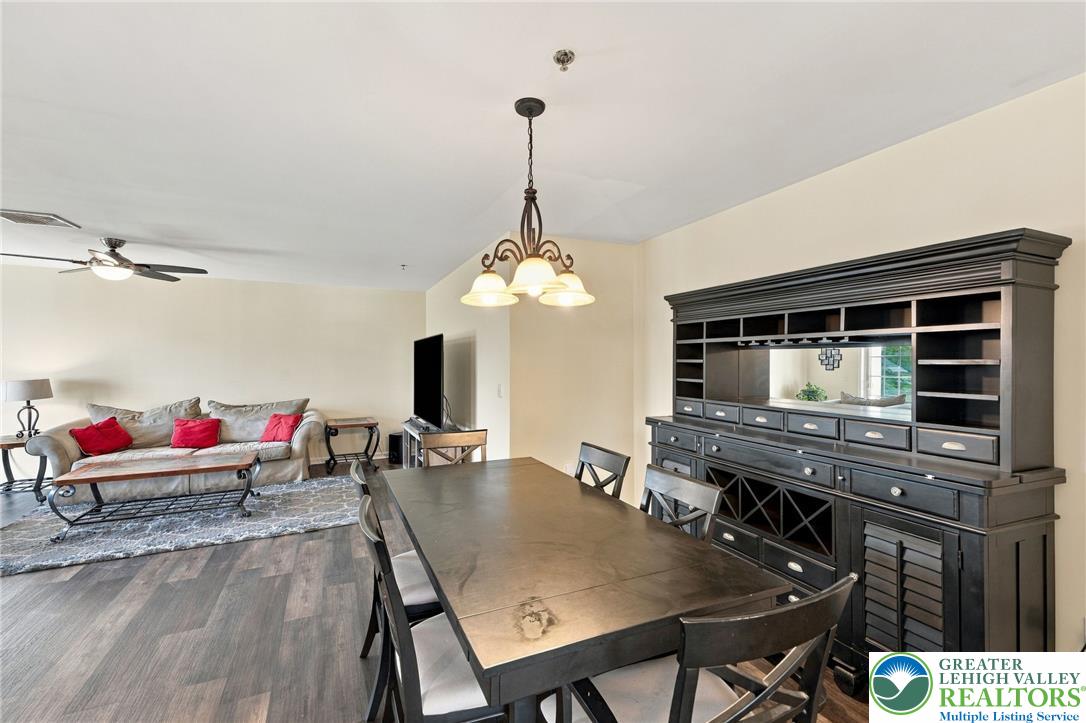 7120 Pioneer Drive Property Photo 18