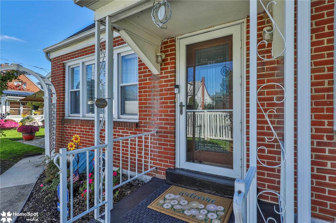 1134 East Cedar Street Property Photo 4