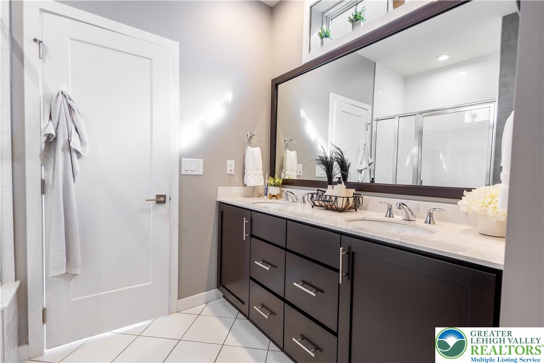 6955 Maple Drive Property Photo 11