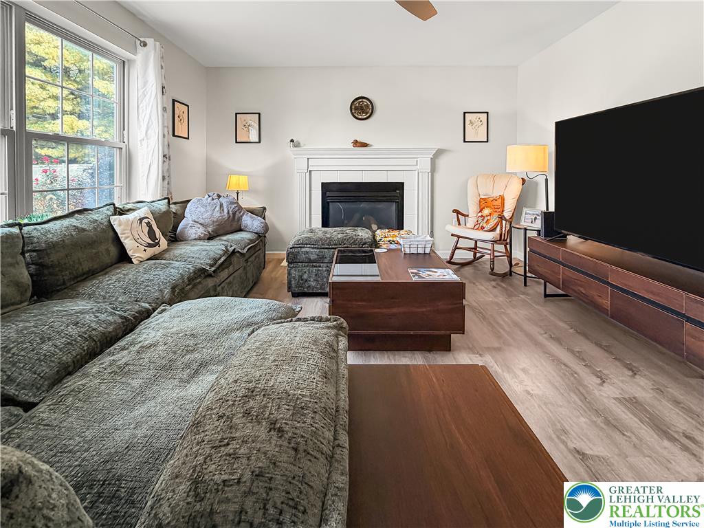264 Oak Street Property Photo 14