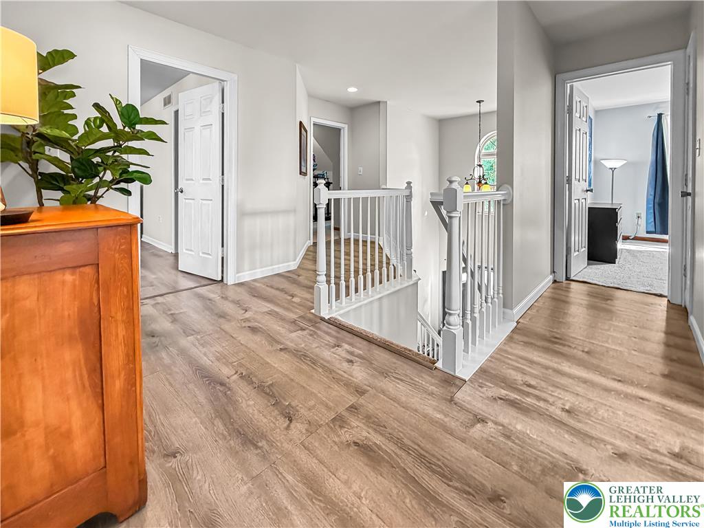264 Oak Street Property Photo 17