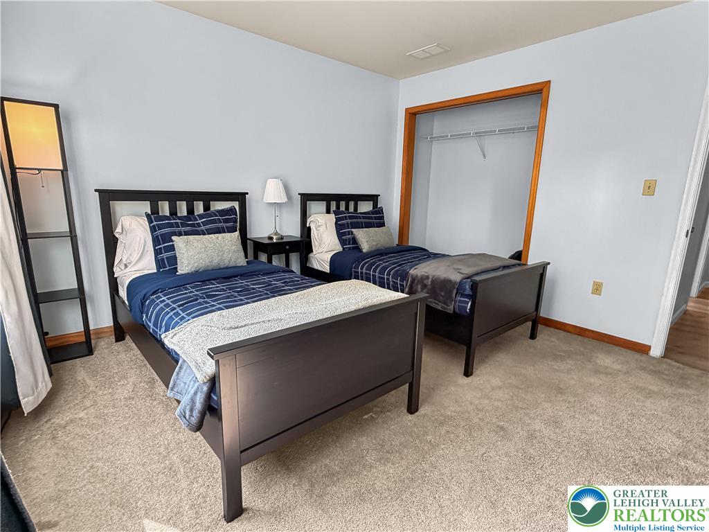 264 Oak Street Property Photo 19