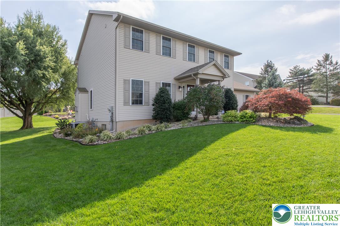 2525 Somerset Road Property Photo 2