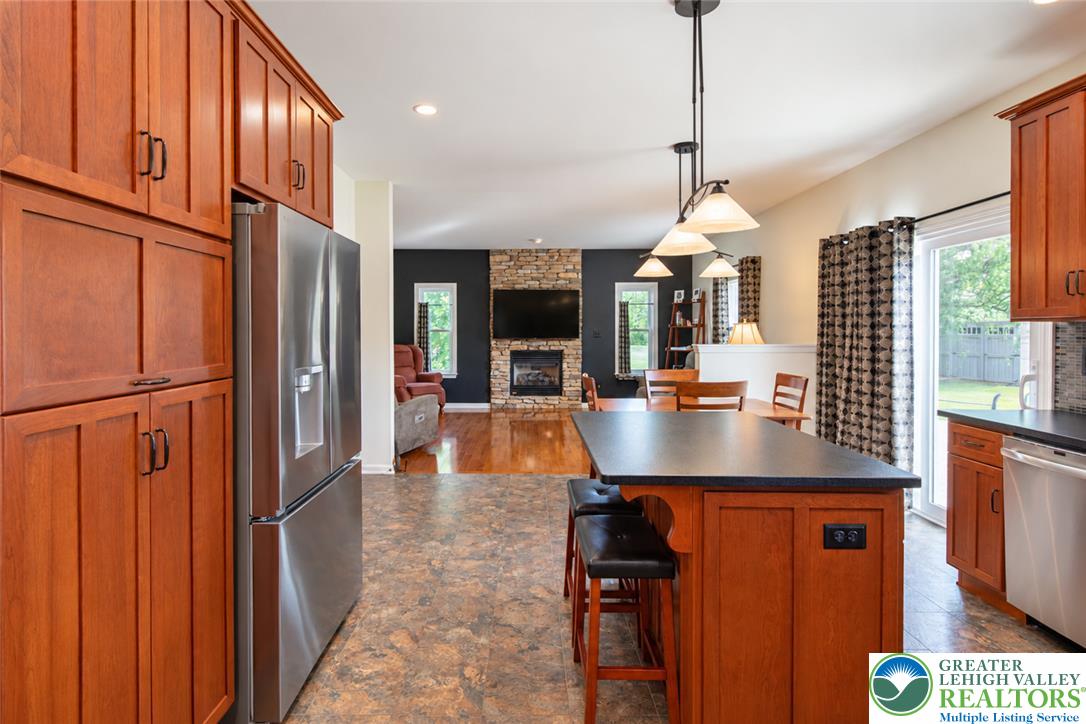 2525 Somerset Road Property Photo 31