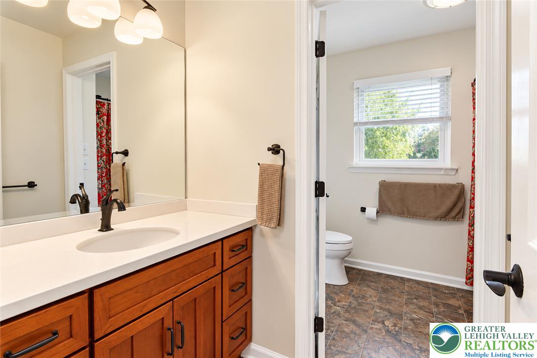 2525 Somerset Road Property Photo 42