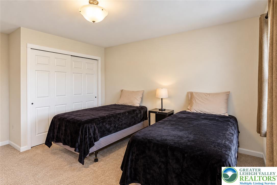 2525 Somerset Road Property Photo 51
